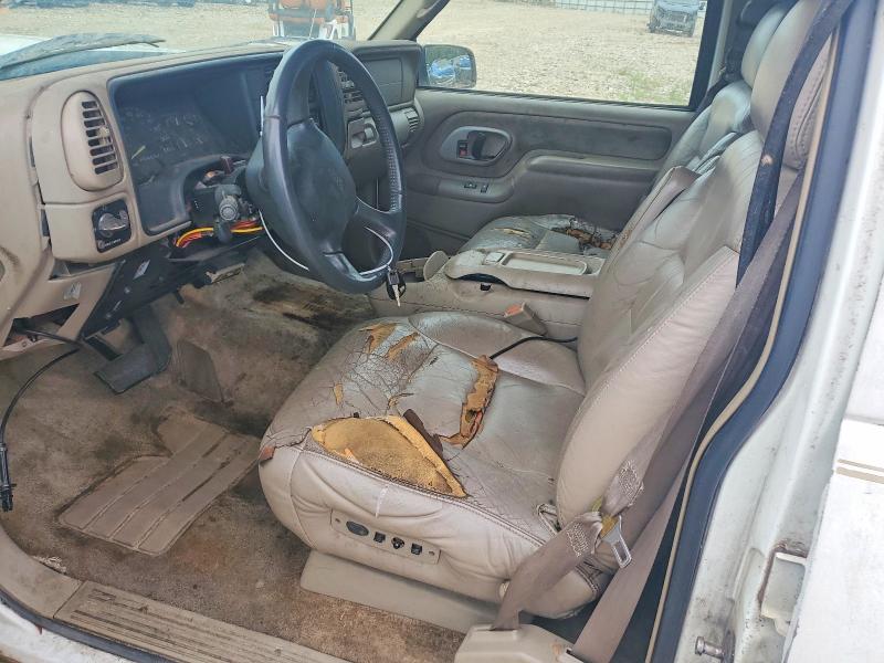 52895796 :رقم المزاد ، 1GKEC16R1XJ733496 vin ، 1999 Gmc Suburban مزاد بيع