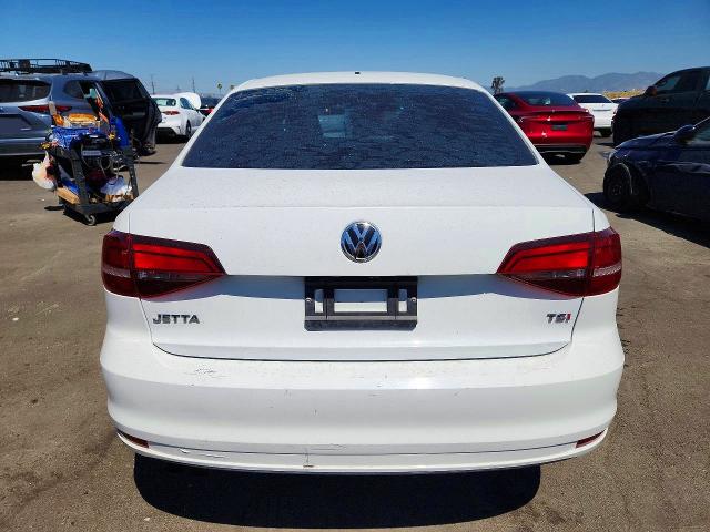 51365636 :رقم المزاد ، 3VWDB7AJ6JM204776 vin ، 2018 Volkswagen Jetta مزاد بيع