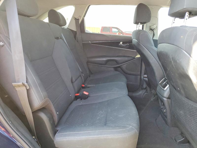53793236 :رقم المزاد ، 5XYPG4A56JG360932 vin ، 2018 Kia Sorento مزاد بيع
