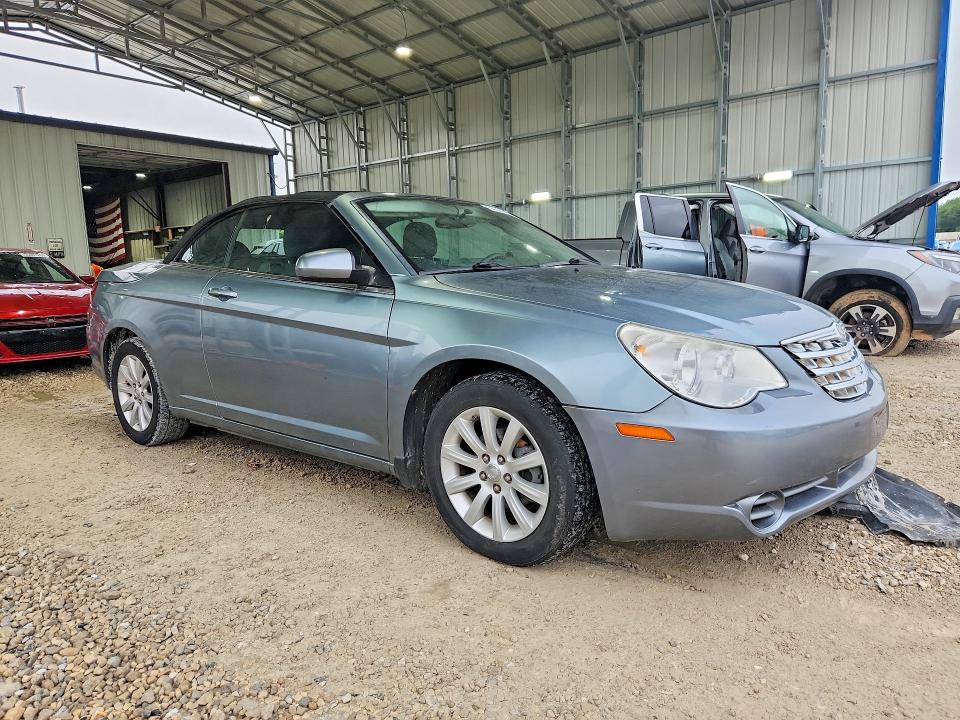 53337826 :رقم المزاد ، 1C3BC5ED8AN181981 vin ، 2010 Chrysler Sebring مزاد بيع
