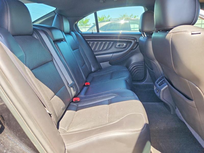 2015 Ford Taurus მანქანა იყიდება აუქციონზე, vin: 1FAHP2F88FG117533, აუქციონის ნომერი: 54462196