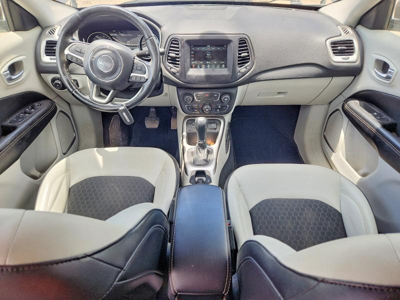 55462876 :رقم المزاد ، 3C4NJCBB7JT327597 vin ، 2018 Jeep Compass مزاد بيع