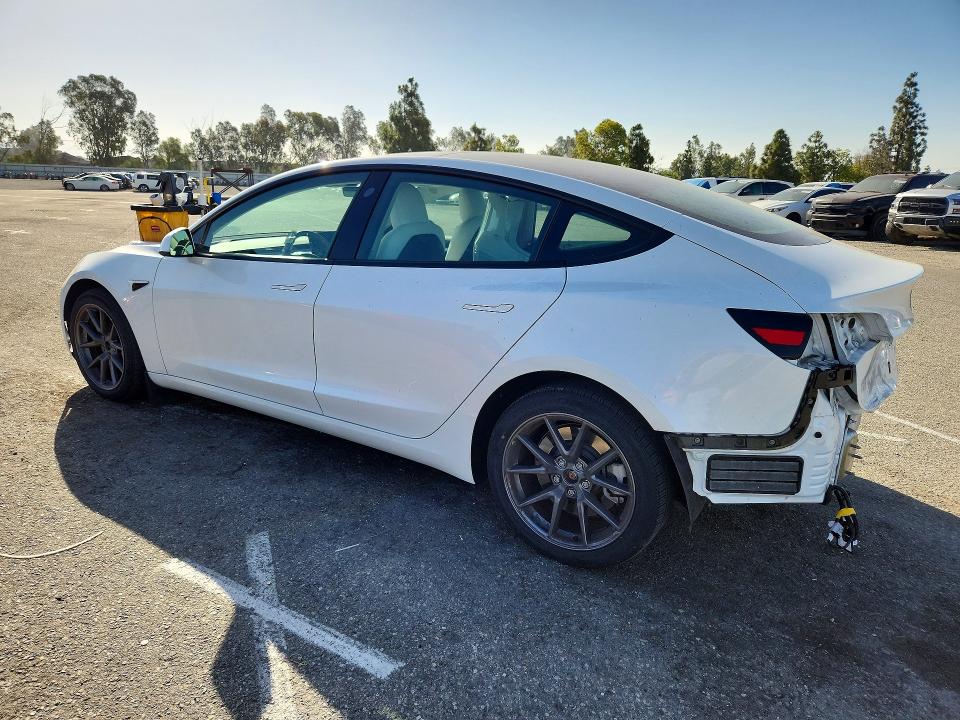 Продажа на аукционе авто 2023 Tesla Model 3, vin: 5YJ3E1EA5PF466296, номер лота: 52697766