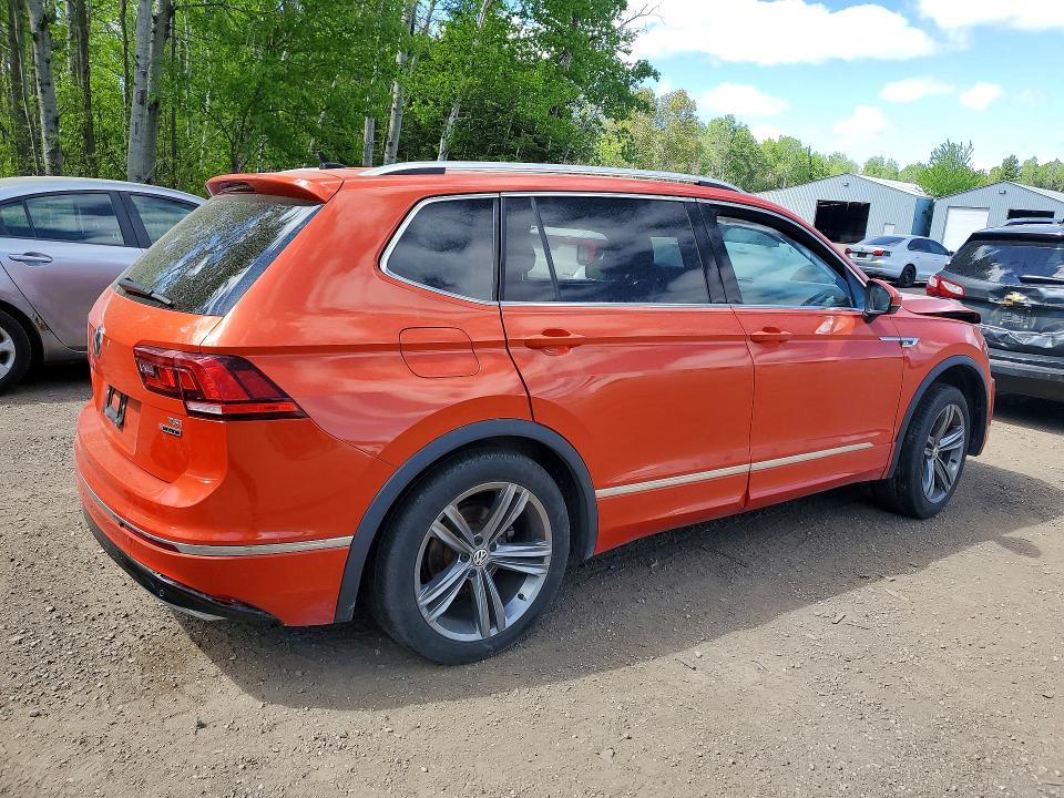 Продажа на аукционе авто 2018 Volkswagen Tiguan, vin: 3VV4B7AX4JM192930, номер лота: 54830276