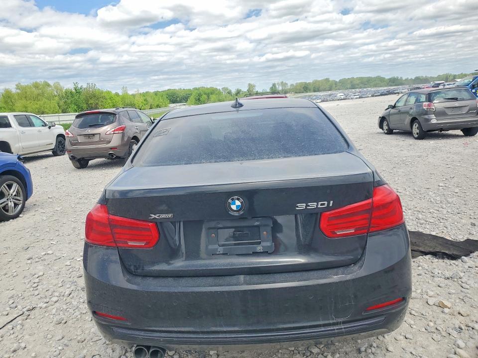 54312766 :رقم المزاد ، WBA8D9G30HNU63957 vin ، 2017 Bmw 330 مزاد بيع