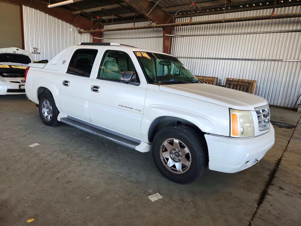 Auction sale of the 2002 Cadillac Escalade, vin: 3GYEK63N12G253072, lot number: 52778196