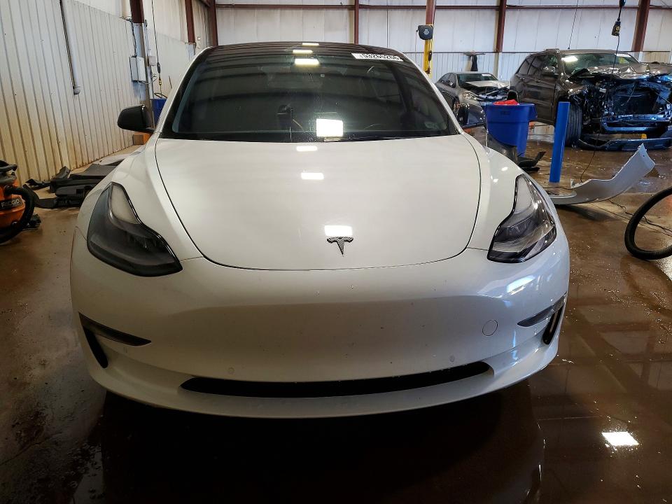 2022 Tesla Model 3 მანქანა იყიდება აუქციონზე, vin: 5YJ3E1EB9NF112903, აუქციონის ნომერი: 53265266