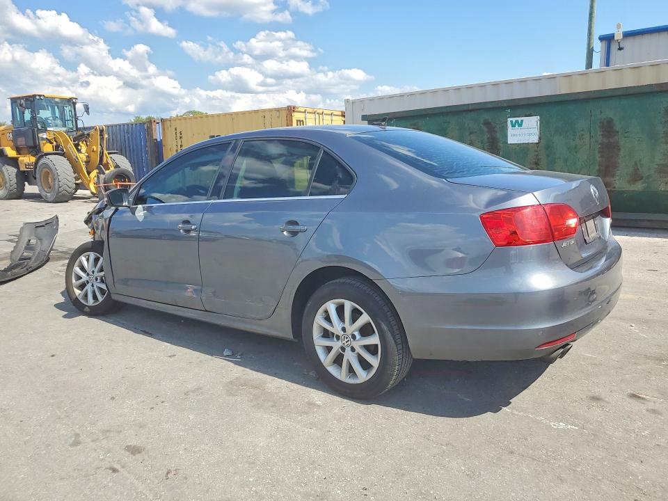 53911026 :رقم المزاد ، 3VWDX7AJ9DM356721 vin ، 2013 Volkswagen Jetta مزاد بيع