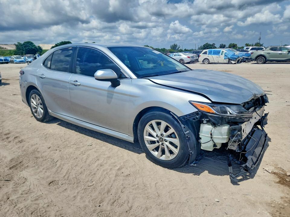 2023 Toyota Camry მანქანა იყიდება აუქციონზე, vin: 4T1C11AK1PU810669, აუქციონის ნომერი: 53035906