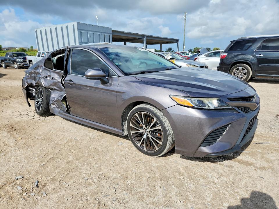2019 Toyota Camry მანქანა იყიდება აუქციონზე, vin: 4T1B11HK3KU188618, აუქციონის ნომერი: 53455166
