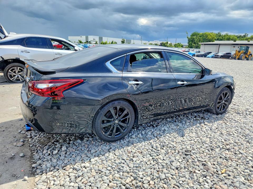 55344986 :رقم المزاد ، 1N4AL3AP9HC260633 vin ، 2017 Nissan Altima مزاد بيع