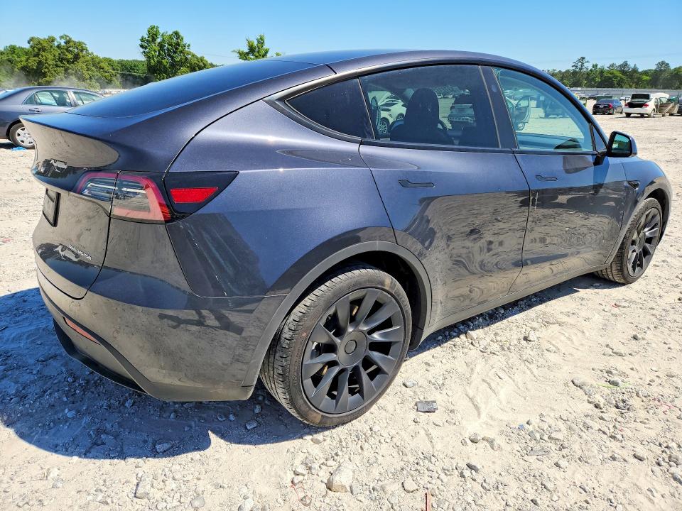 53721796 :رقم المزاد ، 7SAYGAEE5RF083418 vin ، 2024 Tesla Model Y مزاد بيع