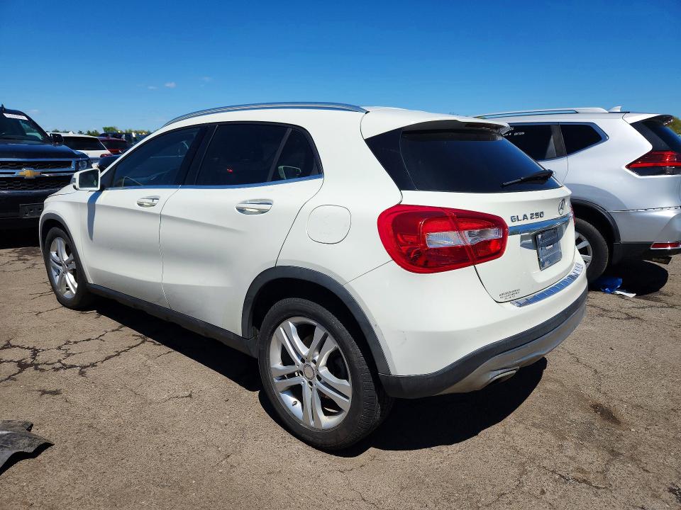 51637176 :رقم المزاد ، WDCTG4GB8GJ244002 vin ، 2016 Mercedes-benz Gla مزاد بيع