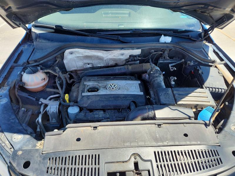 2017 Volkswagen Tiguan მანქანა იყიდება აუქციონზე, vin: WVGAV7AXXHK036235, აუქციონის ნომერი: 52153556