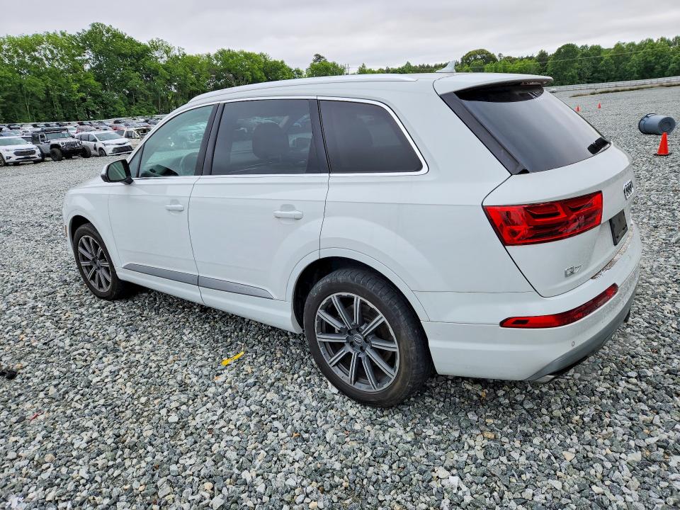 Продажа на аукционе авто 2017 Audi Q7, vin: WA1LAAF72HD008135, номер лота: 53261926