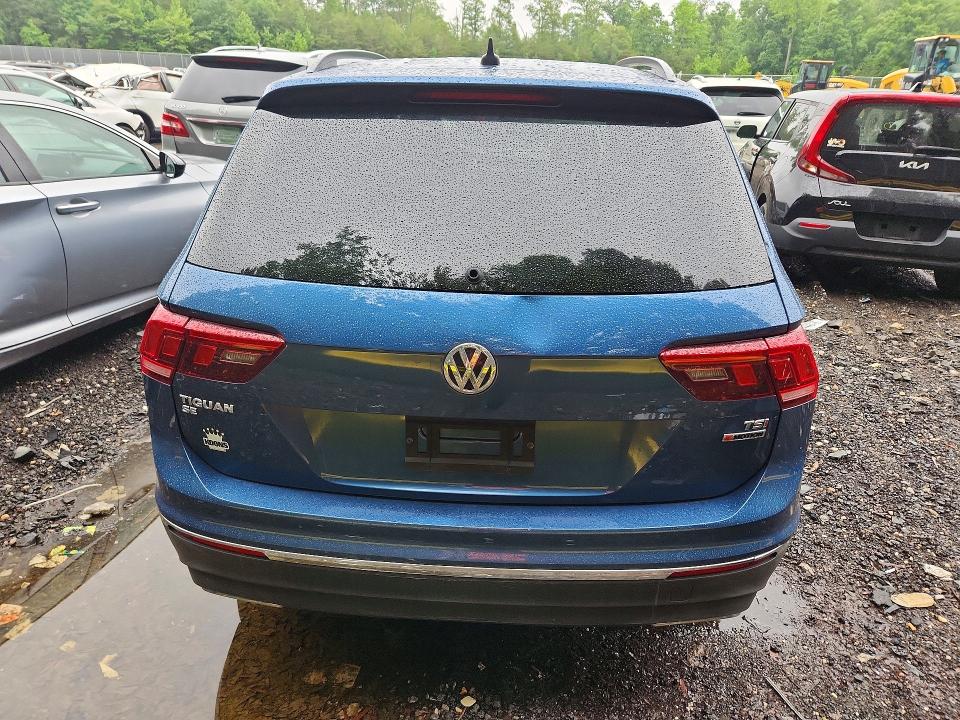 Продажа на аукционе авто 2018 Volkswagen Tiguan, vin: 3VV2B7AX8JM178150, номер лота: 54797706