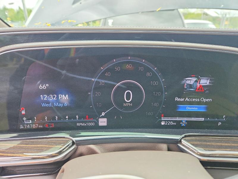 2021 Cadillac Escalade მანქანა იყიდება აუქციონზე, vin: 1GYS4EKLXMR349776, აუქციონის ნომერი: 52602526