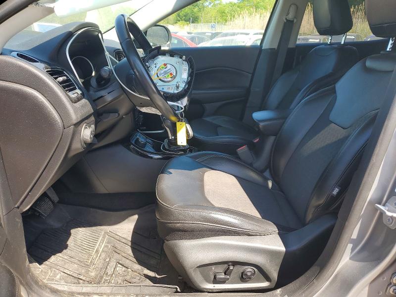 52850866 :رقم المزاد ، 3C4NJDBB3KT750409 vin ، 2019 Jeep Compass مزاد بيع