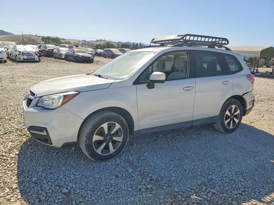 54180586 :رقم المزاد ، JF2SJAEC6JH429694 vin ، 2018 Subaru Forester مزاد بيع