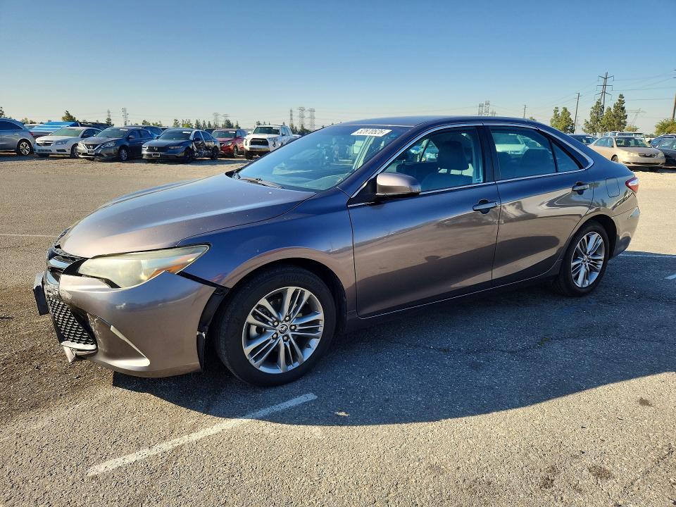 2015 Toyota Camry მანქანა იყიდება აუქციონზე, vin: 4T1BF1FK3FU062236, აუქციონის ნომერი: 52870526