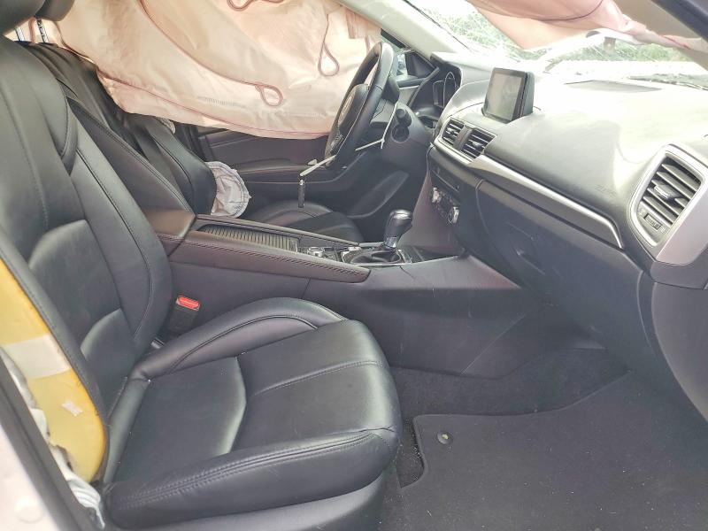 Продаж на аукціоні авто 2018 Mazda 3, vin: 3MZBN1L3XJM242067, номер лоту: 52458336