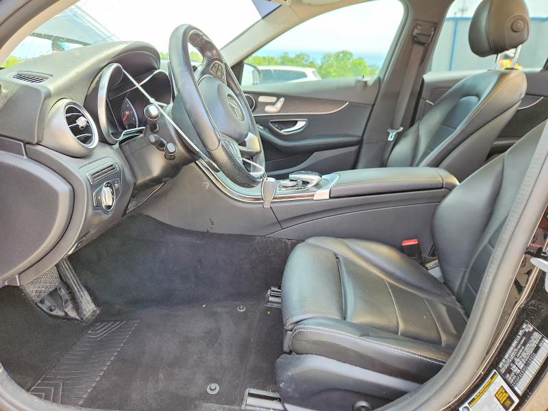 52927516 :رقم المزاد ، 55SWF4KB9GU165926 vin ، 2016 Mercedes-benz C مزاد بيع