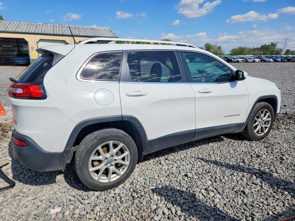 46779196 :رقم المزاد ، 1C4PJLCB8HD222011 vin ، 2017 Jeep Cherokee مزاد بيع