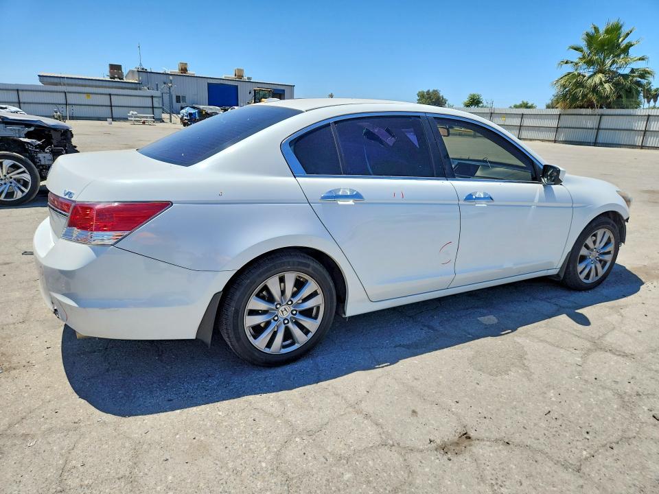 54023636 :رقم المزاد ، 1HGCP3F83CA018984 vin ، 2012 Honda Accord مزاد بيع