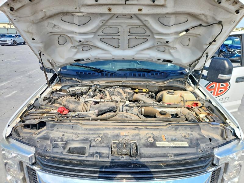 54693686 :رقم المزاد ، 1FT7W2AT6JEB50166 vin ، 2018 Ford F250 مزاد بيع