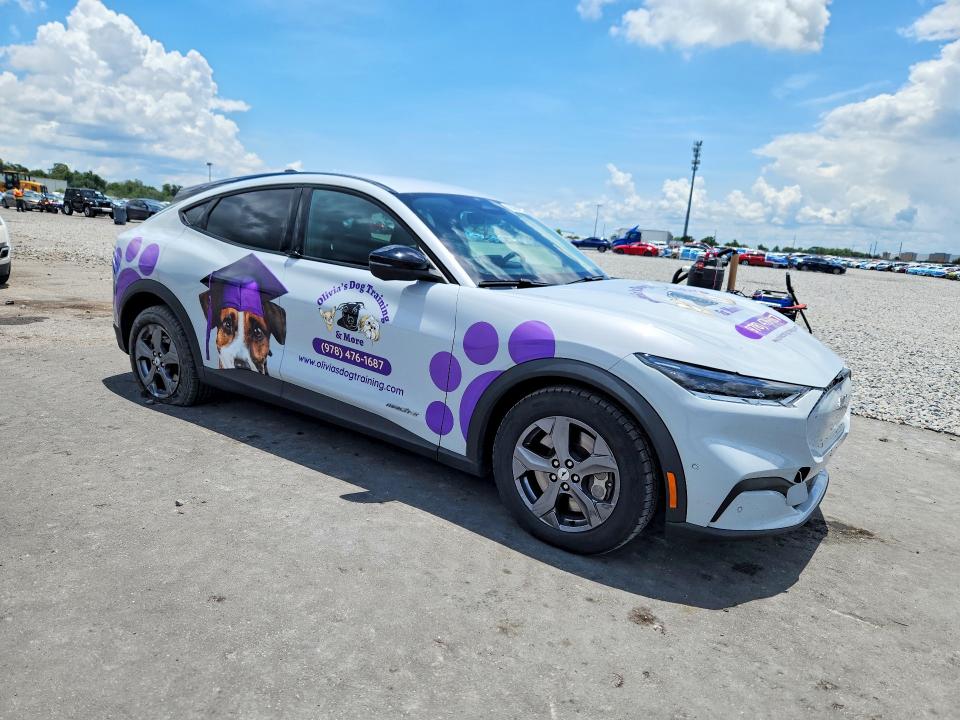 Продаж на аукціоні авто 2023 Ford Mustang Mach-e, vin: 3FMTK1R42PMA87938, номер лоту: 55570146