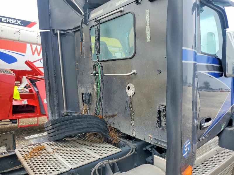 51966646 :رقم المزاد ، 1XKYDP9X3RJ348970 vin ، 2024 Kenworth Construction مزاد بيع