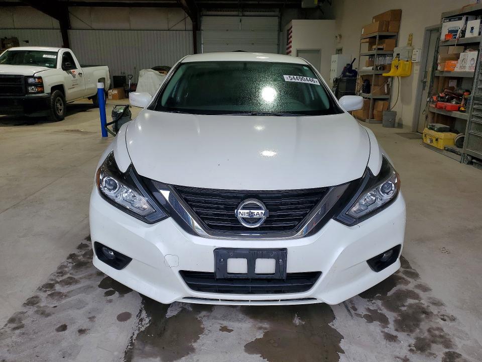 Продаж на аукціоні авто 2017 Nissan Altima, vin: 1N4AL3AP9HC255206, номер лоту: 54490446