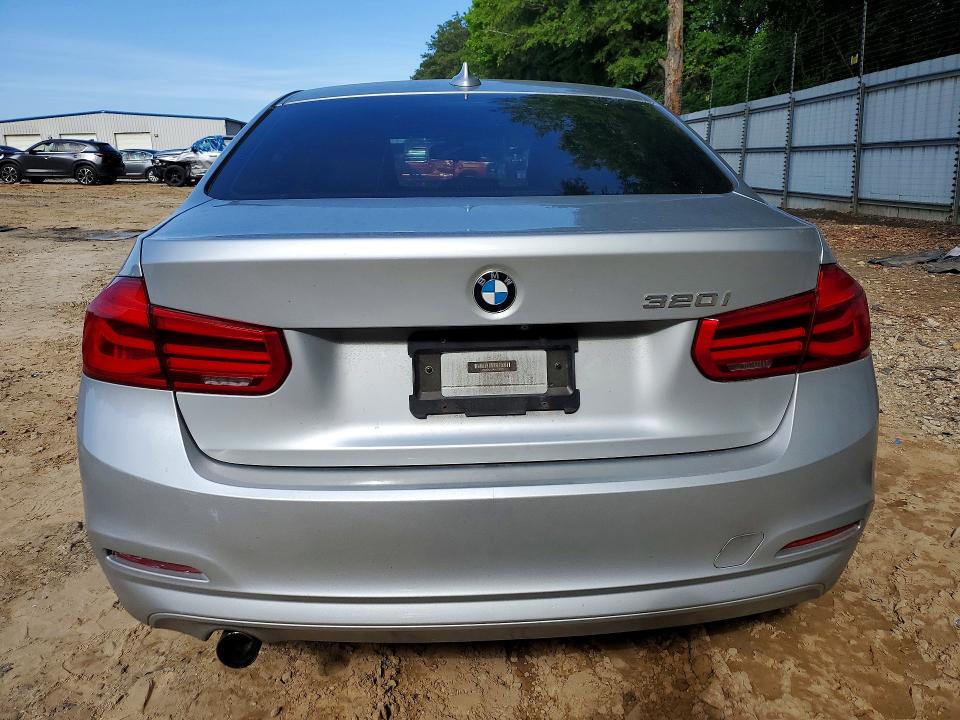 Продаж на аукціоні авто 2018 Bmw 320, vin: WBA8A9C54JAD28030, номер лоту: 53070356