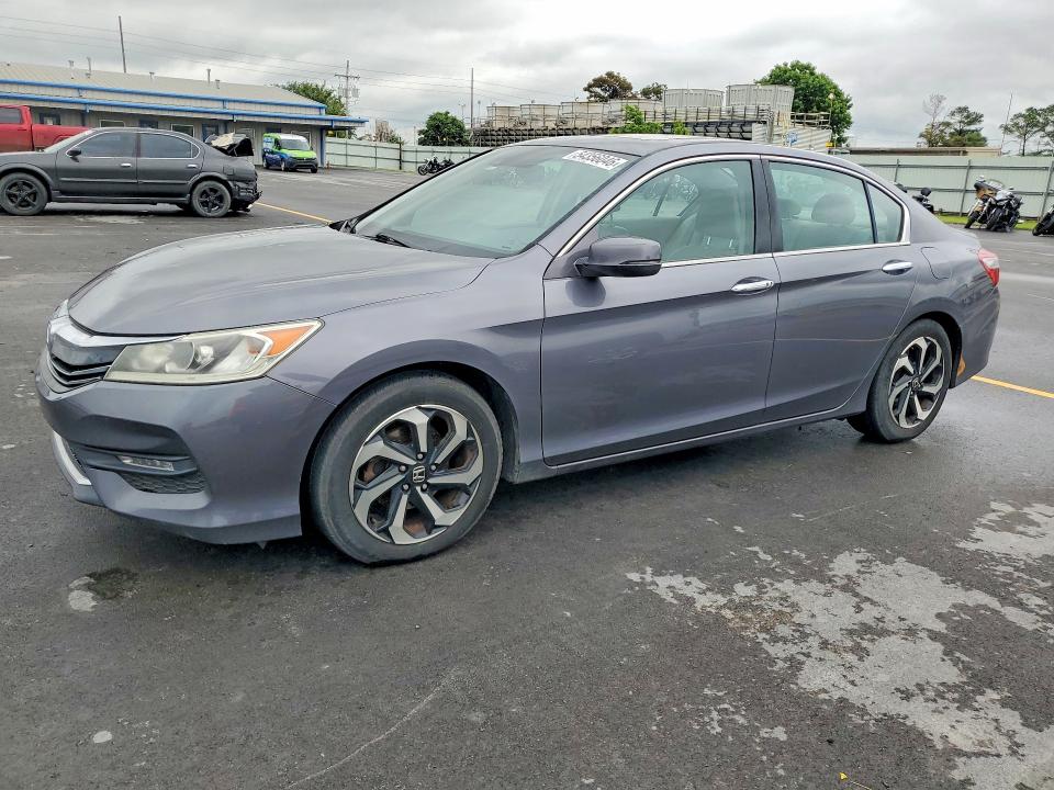 Продажа на аукционе авто 2016 Honda Accord, vin: 1HGCR3F00GA032755, номер лота: 54356046