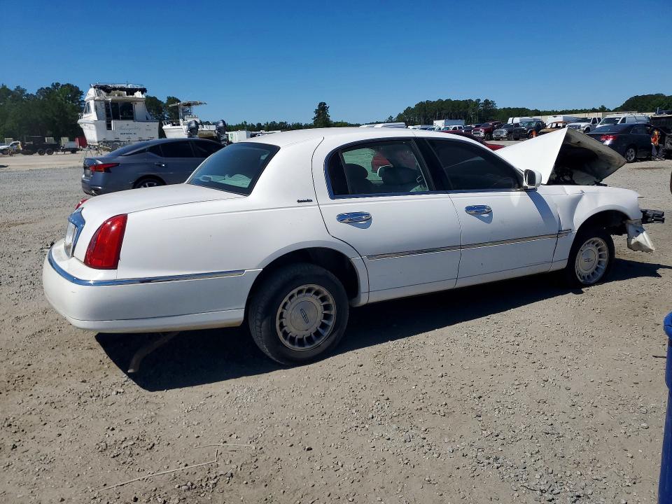 Продажа на аукционе авто 1999 Lincoln Town Car, vin: 1LNHM81W4XY689265, номер лота: 53625276