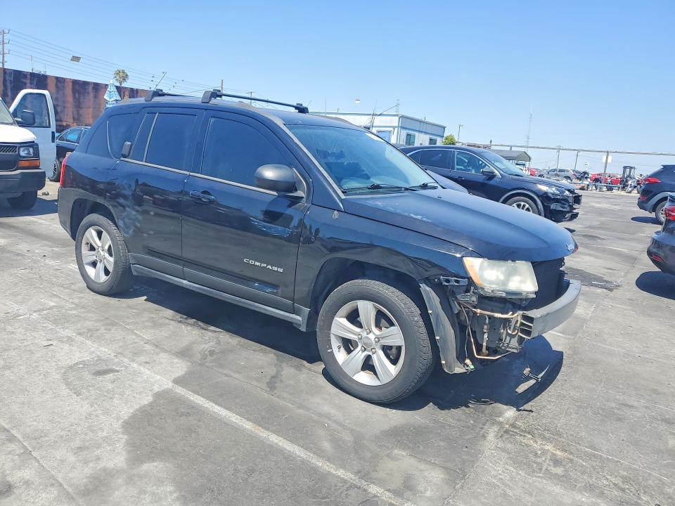 2013 Jeep Compass მანქანა იყიდება აუქციონზე, vin: 1C4NJCBB7DD255441, აუქციონის ნომერი: 54300566