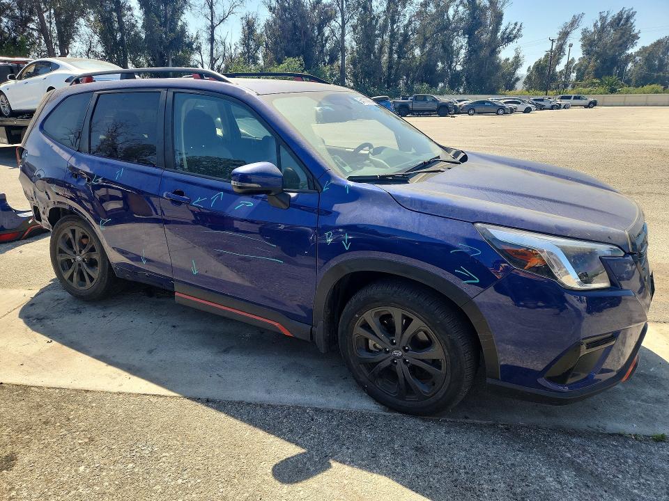 Продажа на аукционе авто 2024 Subaru Forester, vin: JF2SKAGC1RH476671, номер лота: 54170996