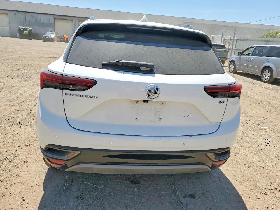 55120486 :رقم المزاد ، LRBAZLR48ND114165 vin ، 2022 Buick Envision مزاد بيع