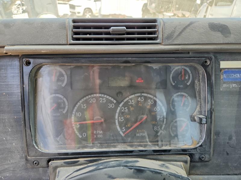 2003 Freightliner Columbia 1 მანქანა იყიდება აუქციონზე, vin: 1FUJA6CV93LL96629, აუქციონის ნომერი: 54896256