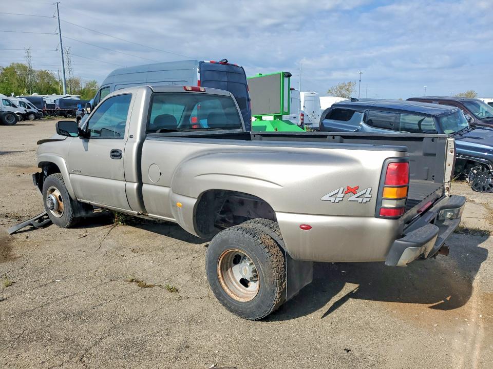 Продаж на аукціоні авто 2002 Chevrolet Silverado, vin: 1GCJK34G82E109710, номер лоту: 52859706