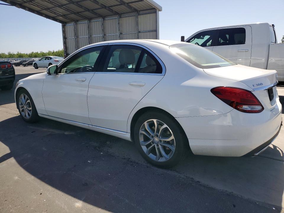 53978236 :رقم المزاد ، 55SWF4JB0FU083518 vin ، 2015 Mercedes-benz C مزاد بيع