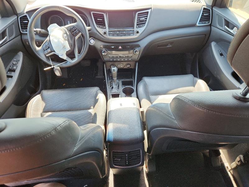 55047336 :رقم المزاد ، KM8J33A48JU830651 vin ، 2018 Hyundai Tucson مزاد بيع
