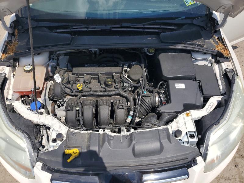 53030016 :رقم المزاد ، 1FAHP3M25CL412984 vin ، 2012 Ford Focus مزاد بيع