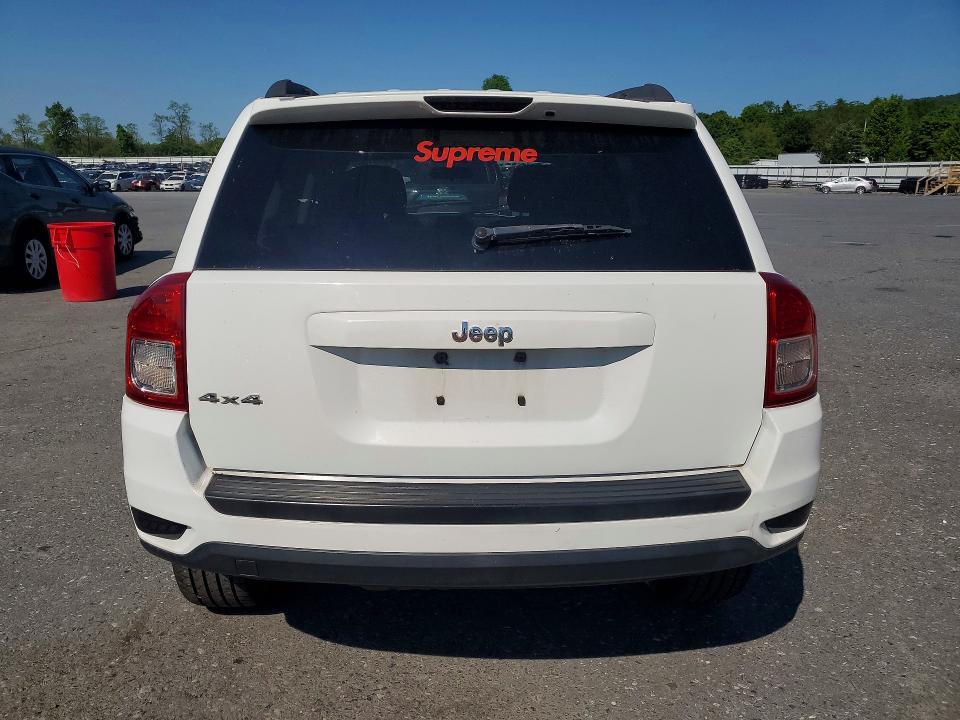 54531306 :رقم المزاد ، 1C4NJDBB7CD559826 vin ، 2012 Jeep Compass مزاد بيع