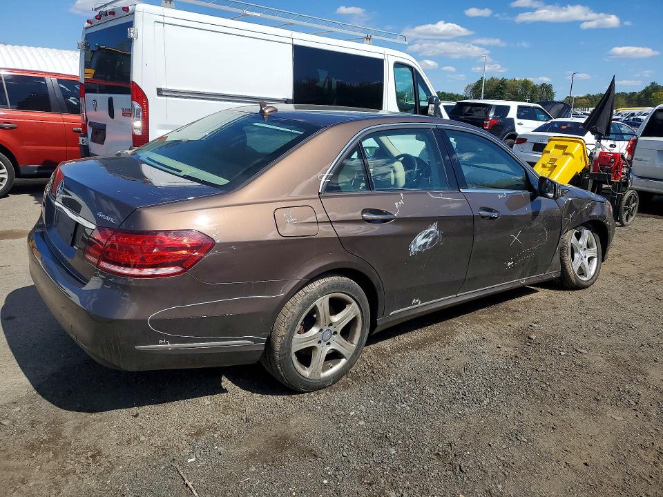 51169136 :رقم المزاد ، WDDHF8JB5GB222683 vin ، 2016 Mercedes-benz E مزاد بيع