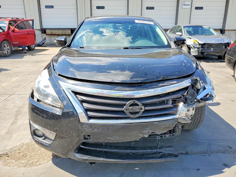 2014 Nissan Altima მანქანა იყიდება აუქციონზე, vin: 1N4AL3AP5EC117870, აუქციონის ნომერი: 52302966