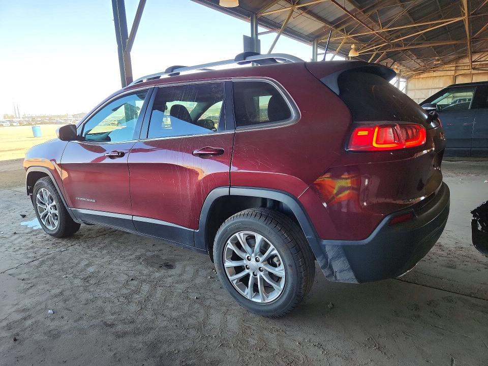 53830156 :رقم المزاد ، 1C4PJLCX6KD340870 vin ، 2019 Jeep Cherokee مزاد بيع