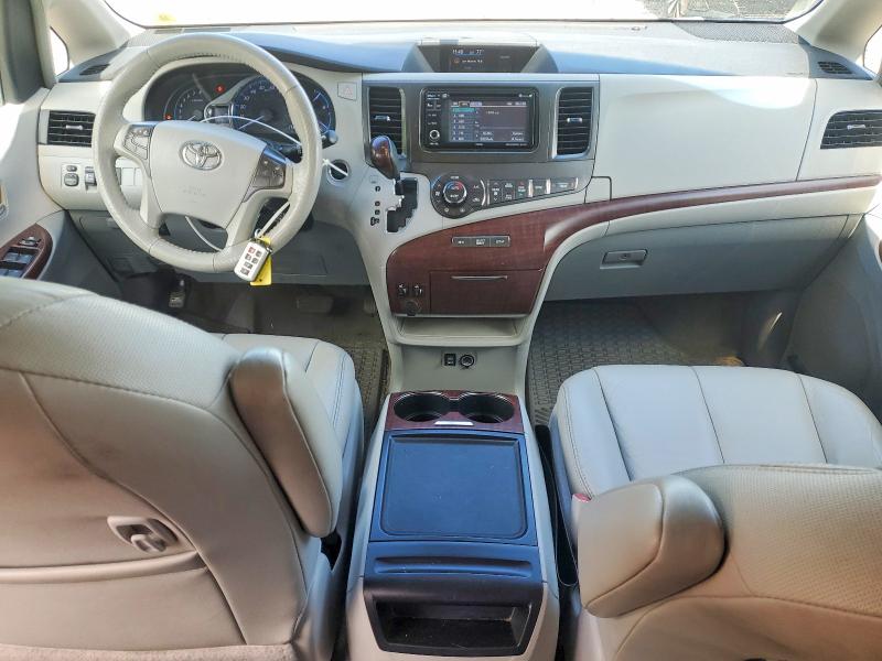 2013 Toyota Sienna მანქანა იყიდება აუქციონზე, vin: 5TDYK3DC2DS366709, აუქციონის ნომერი: 54827406
