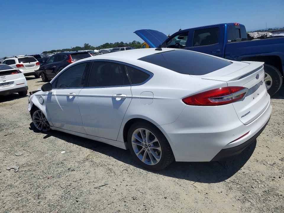 53623806 :رقم المزاد ، 3FA6P0SU3LR254043 vin ، 2020 Ford Fusion مزاد بيع