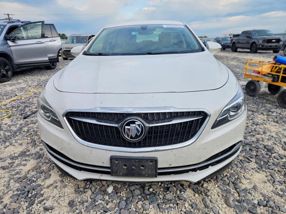 53229056 :رقم المزاد ، 1G4ZP5SS3HU204824 vin ، 2017 Buick Lacrosse مزاد بيع